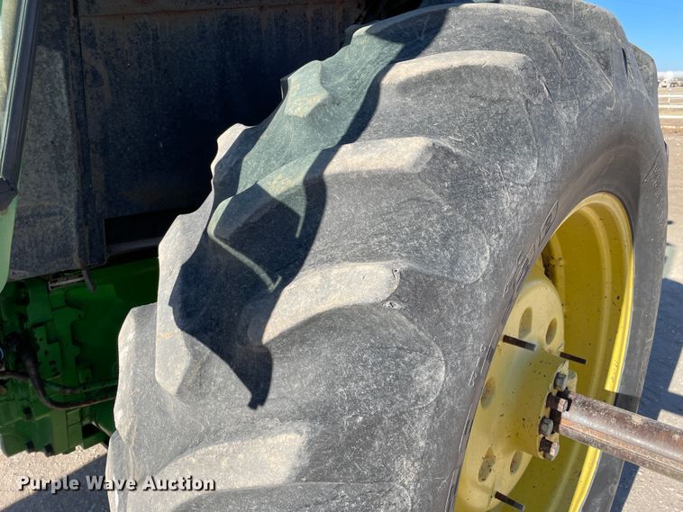 image for item DN0086 1982 John Deere 4640  tractor