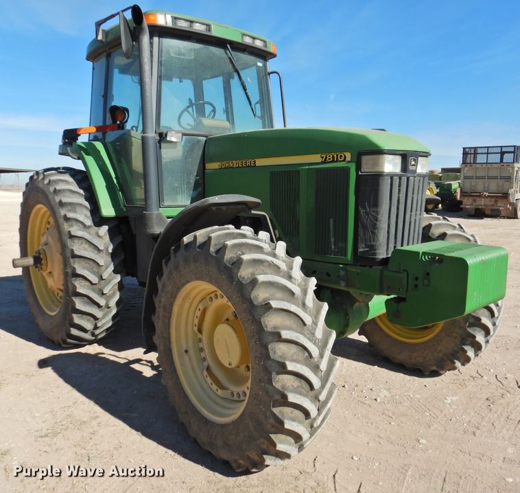 image for item DN0098 2000 John Deere 7810  MFWD tractor