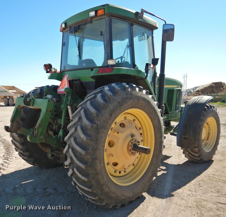 image for item DN0098 2000 John Deere 7810  MFWD tractor
