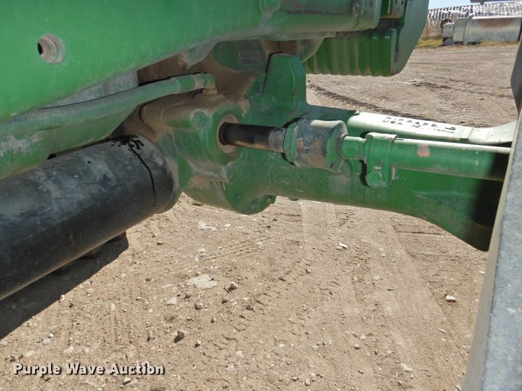 image for item DN0098 2000 John Deere 7810  MFWD tractor