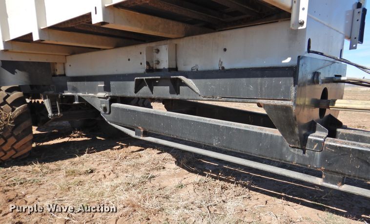 image for item DN0099 Kuhn Knight Prospread PSC171  manure spreader