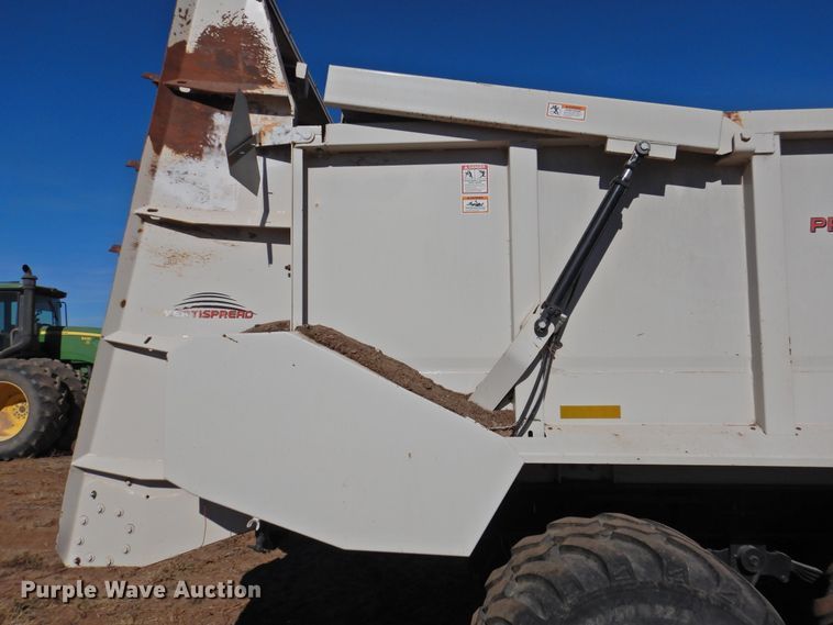 image for item DN0099 Kuhn Knight Prospread PSC171  manure spreader