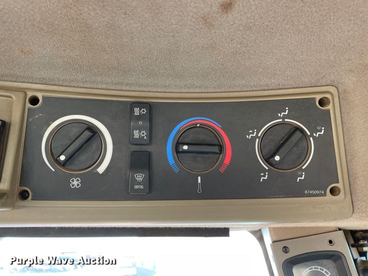 image for item DN0101 2005 Case IH STX425  4WD tractor