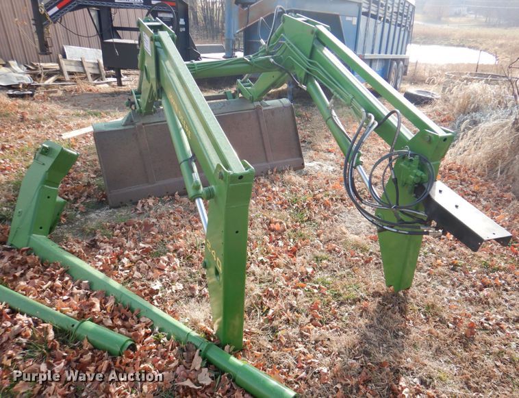 image for item DN2551 John Deere 240  loader
