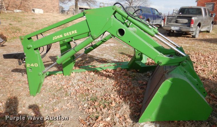 image for item DN2551 John Deere 240  loader