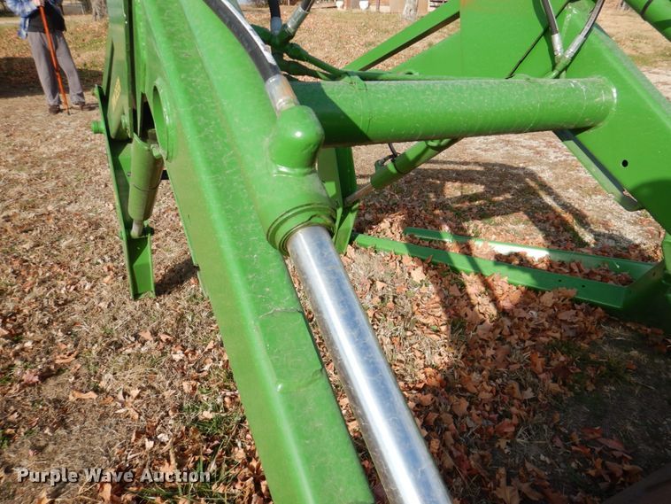 image for item DN2551 John Deere 240  loader