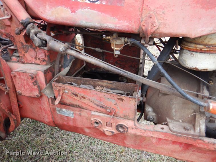 image for item DN2636 1957 Massey-Harris 444  tractor