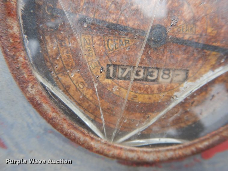 image for item DN2636 1957 Massey-Harris 444  tractor