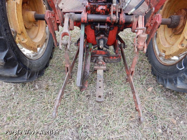 image for item DN2636 1957 Massey-Harris 444  tractor