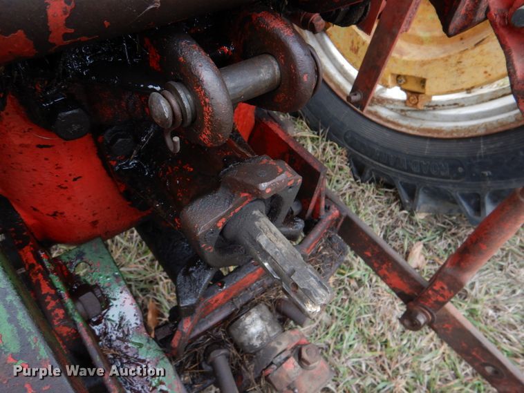 image for item DN2636 1957 Massey-Harris 444  tractor