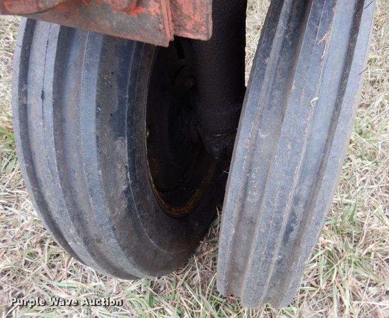 image for item DN2636 1957 Massey-Harris 444  tractor