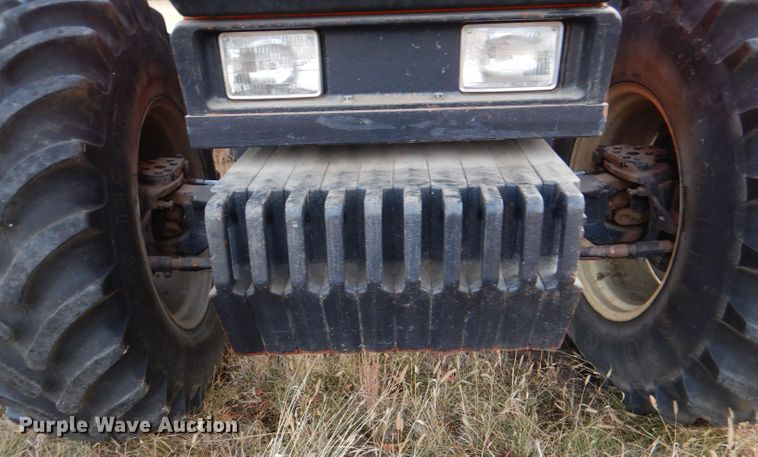 image for item DN5432 1989 Deutz Allis 9170  MFWD tractor