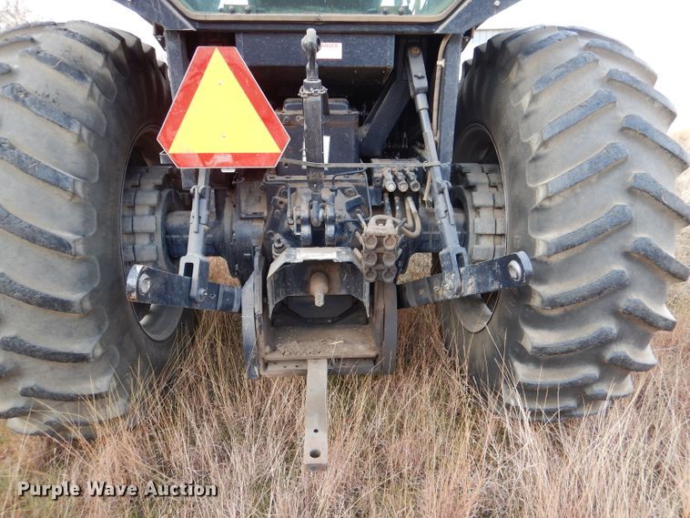 image for item DN5432 1989 Deutz Allis 9170  MFWD tractor