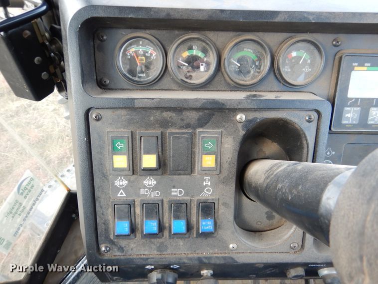 image for item DN5432 1989 Deutz Allis 9170  MFWD tractor