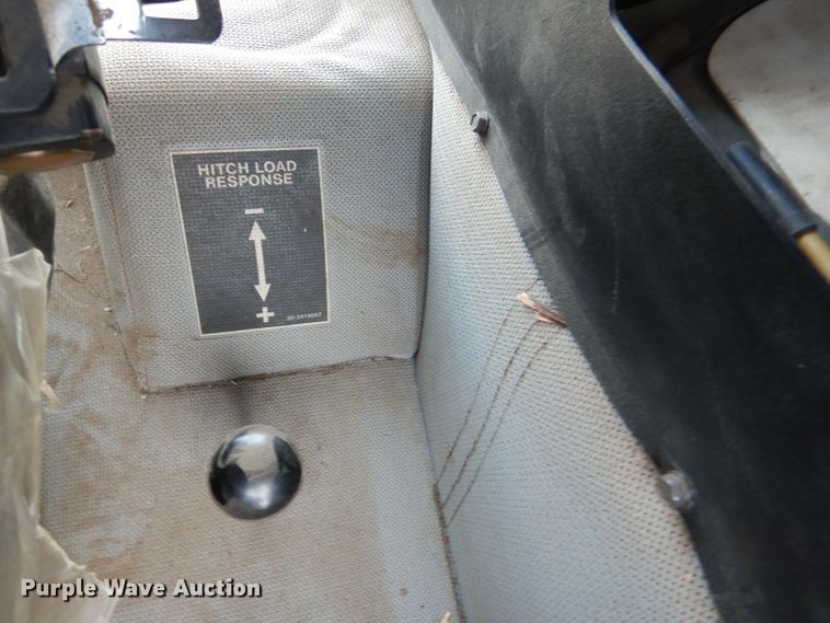 image for item DN5432 1989 Deutz Allis 9170  MFWD tractor