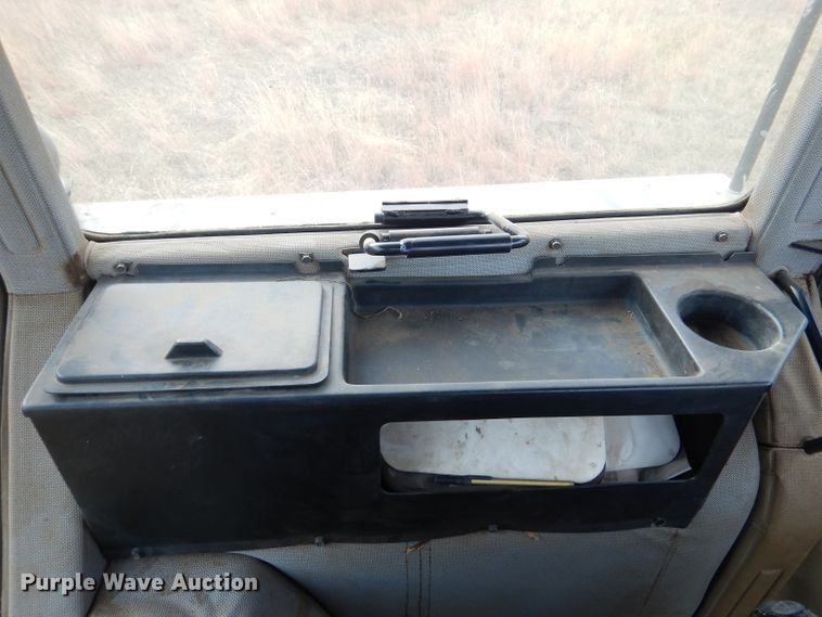 image for item DN5432 1989 Deutz Allis 9170  MFWD tractor