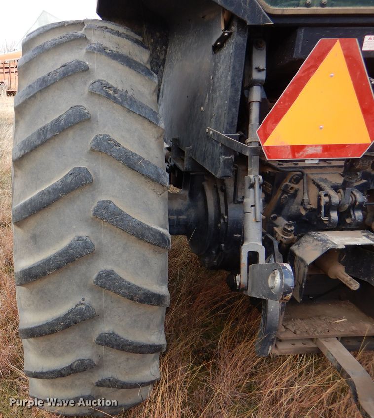 image for item DN5432 1989 Deutz Allis 9170  MFWD tractor