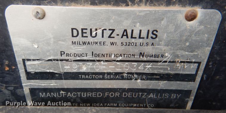image for item DN5432 1989 Deutz Allis 9170  MFWD tractor