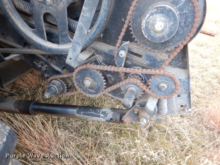 image for item DN5433 1987 Gleaner L3  combine