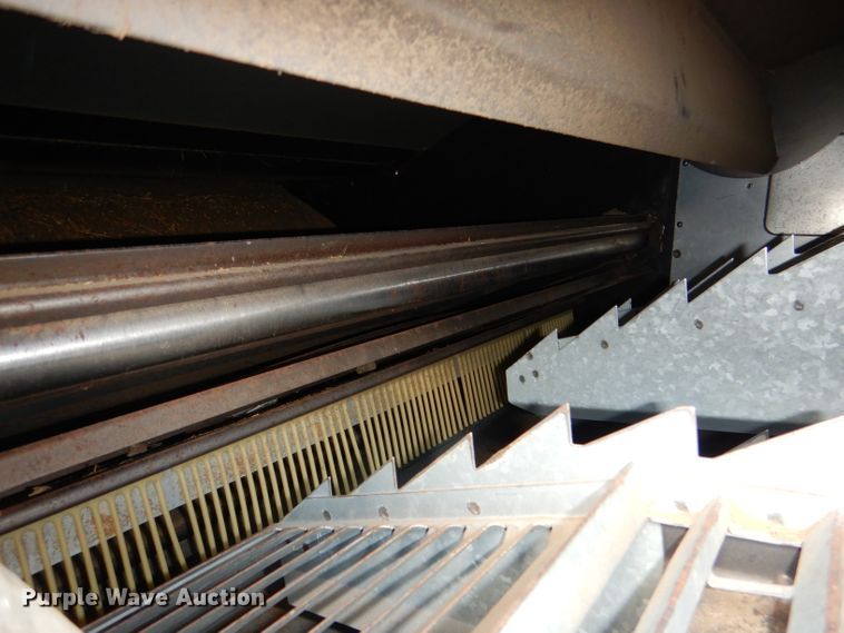 image for item DN5433 1987 Gleaner L3  combine