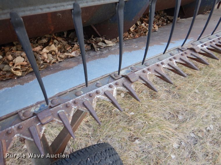 image for item DN5433 1987 Gleaner L3  combine