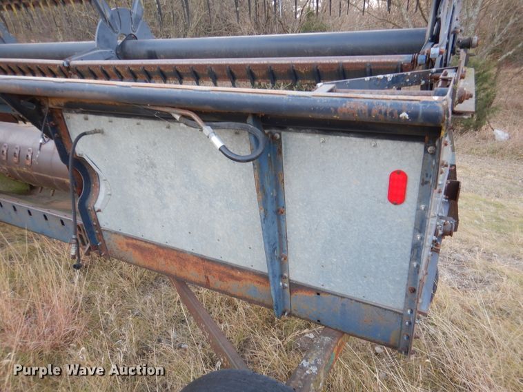 image for item DN5433 1987 Gleaner L3  combine