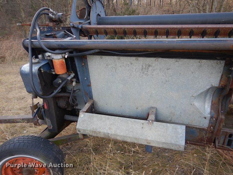 image for item DN5433 1987 Gleaner L3  combine