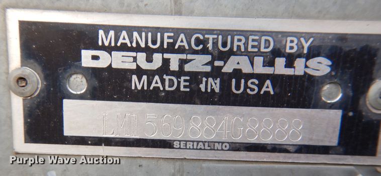 image for item DN5433 1987 Gleaner L3  combine