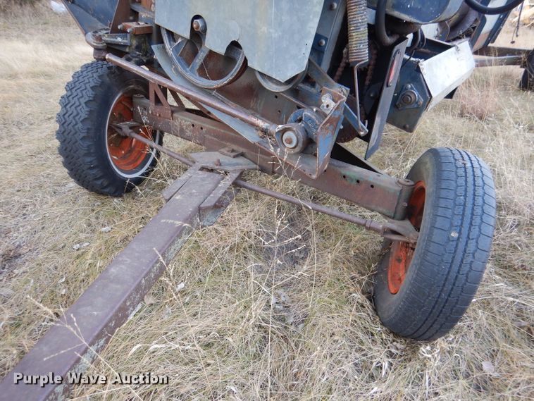 image for item DN5433 1987 Gleaner L3  combine