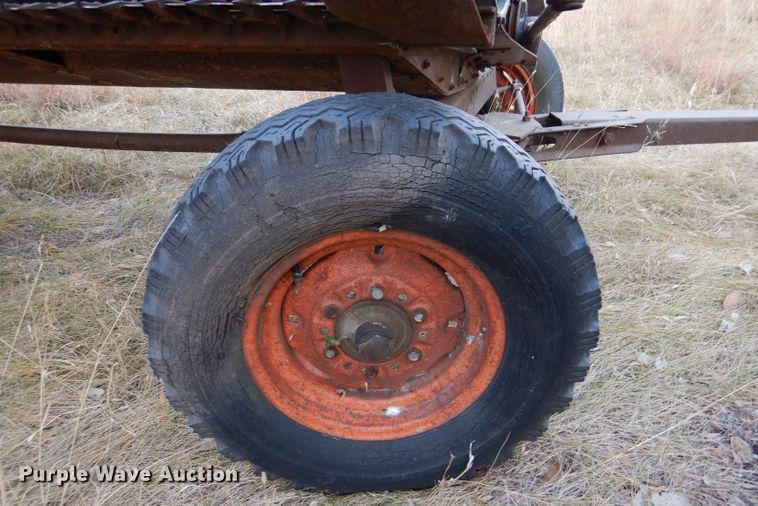 image for item DN5433 1987 Gleaner L3  combine