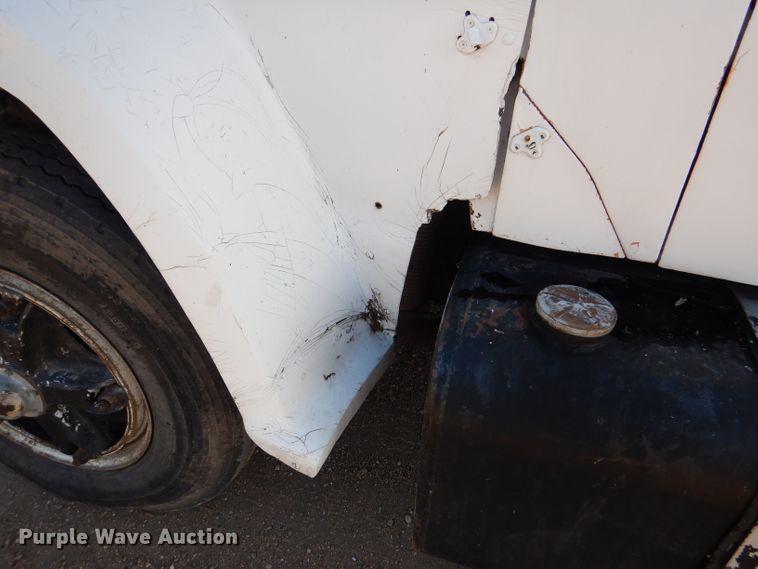 image for item DN5438 1972 GMC 9500  grain truck