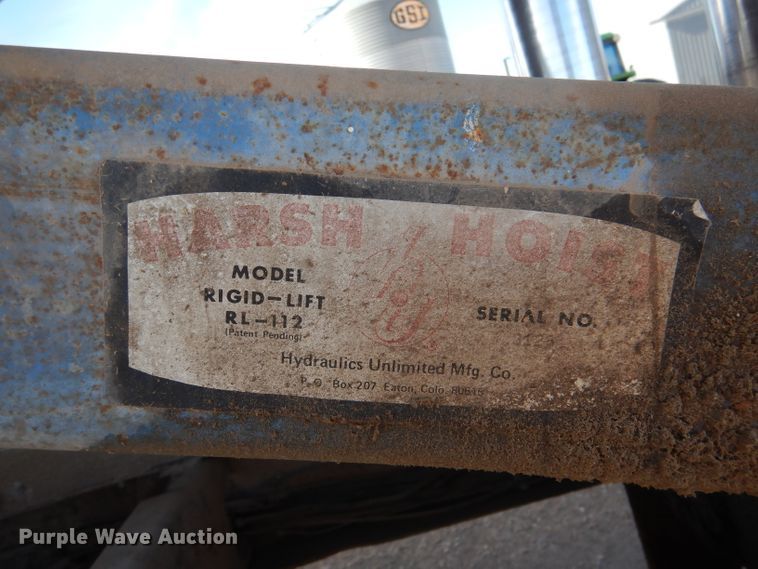 image for item DN5438 1972 GMC 9500  grain truck