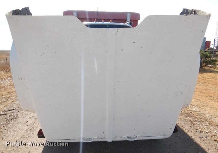 image for item DN5438 1972 GMC 9500  grain truck