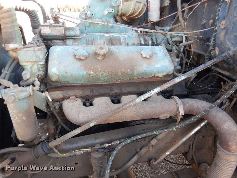 image for item DN5438 1972 GMC 9500  grain truck