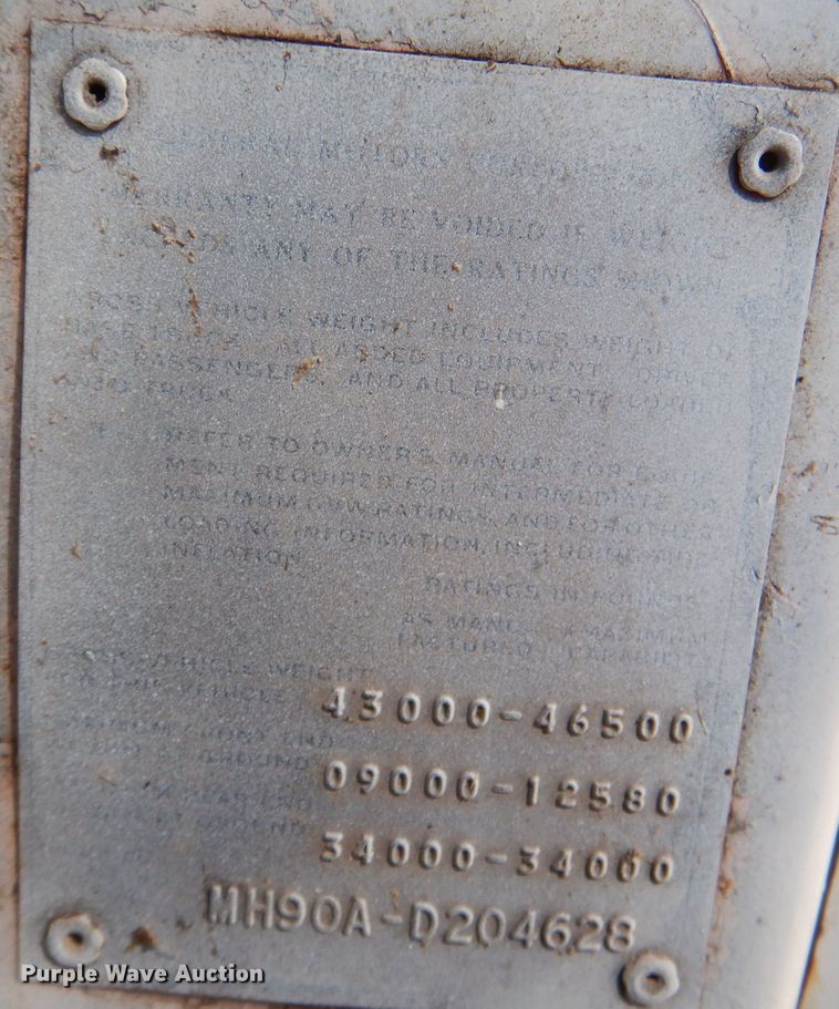 image for item DN5438 1972 GMC 9500  grain truck