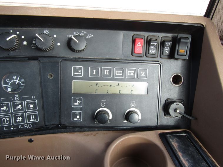 image for item EV9377 1995 John Deere 8400  MFWD tractor