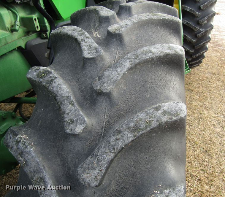 image for item EV9377 1995 John Deere 8400  MFWD tractor