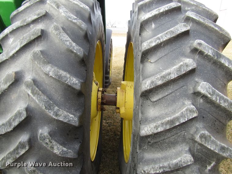 image for item EV9377 1995 John Deere 8400  MFWD tractor