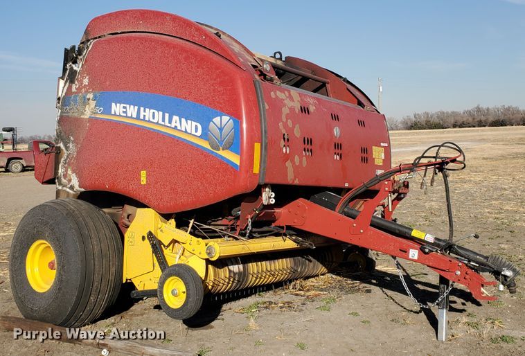 image for item GL9003 2021 New Holland Roll Belt 560  round baler