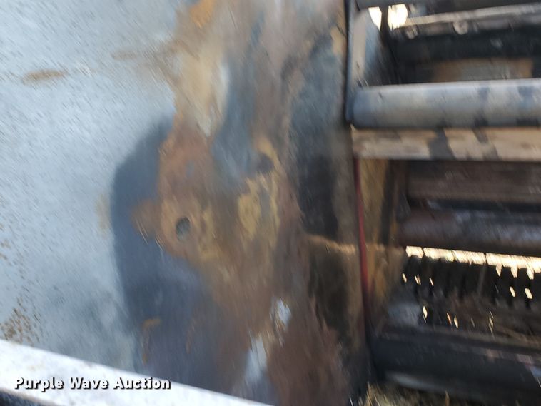 image for item GL9003 2021 New Holland Roll Belt 560  round baler