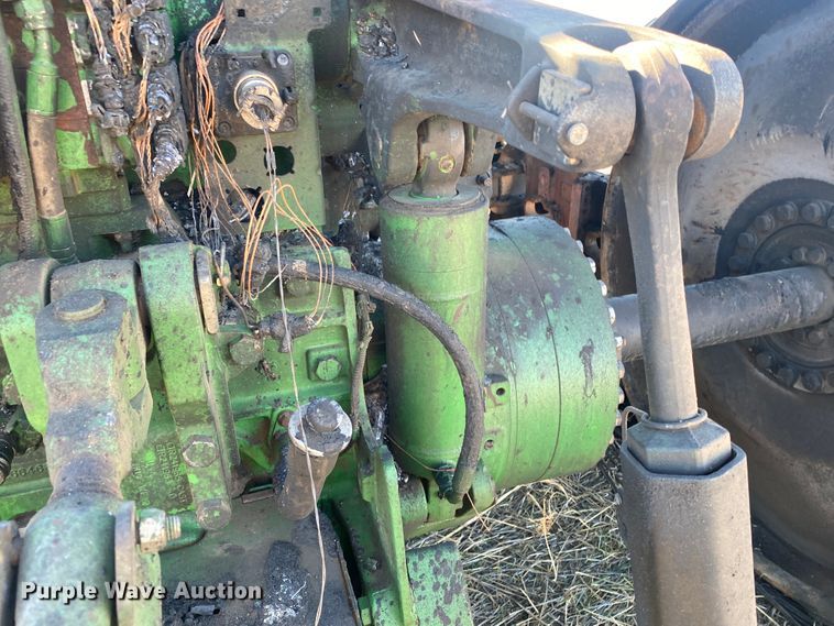 image for item IG9267 2010 John Deere 8345RT  tractor