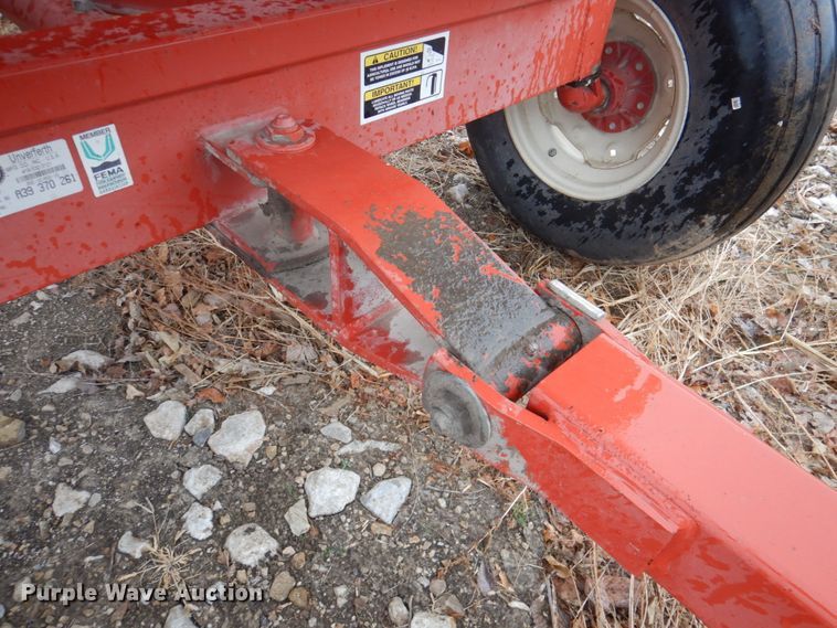 image for item IH9099 Unverferth GB275  gravity wagon