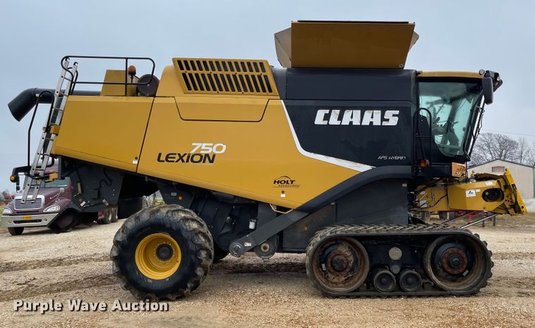 image for item IJ9556 2012 Claas Lexion 750TT  RWA combine