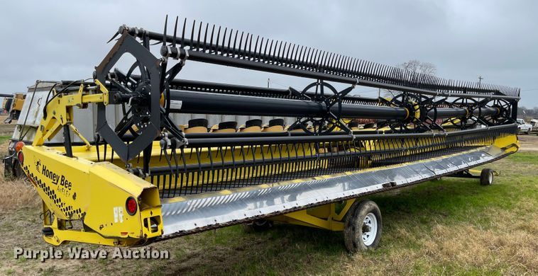 image for item IJ9560 2015 Honey Bee AF235  flex draper head