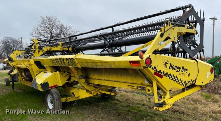 image for item IJ9560 2015 Honey Bee AF235  flex draper head