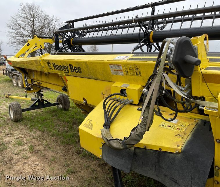 image for item IJ9560 2015 Honey Bee AF235  flex draper head