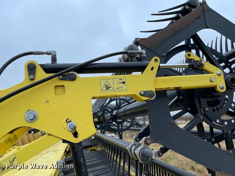 image for item IJ9560 2015 Honey Bee AF235  flex draper head