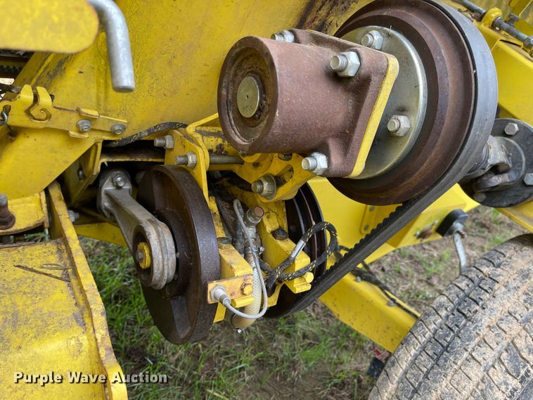 image for item IJ9560 2015 Honey Bee AF235  flex draper head