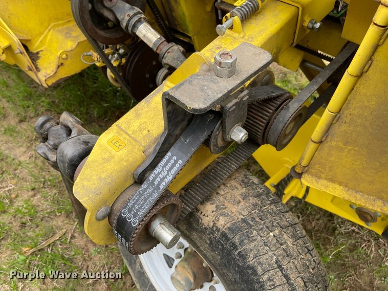 image for item IJ9560 2015 Honey Bee AF235  flex draper head