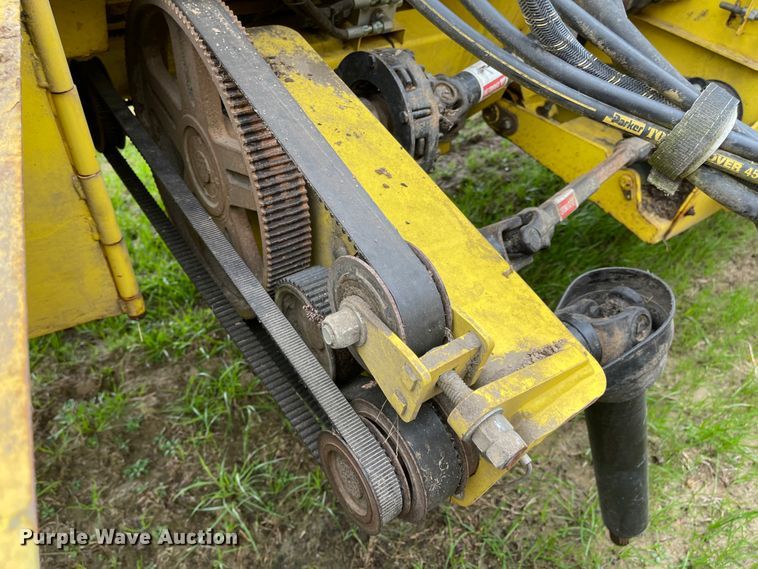 image for item IJ9560 2015 Honey Bee AF235  flex draper head